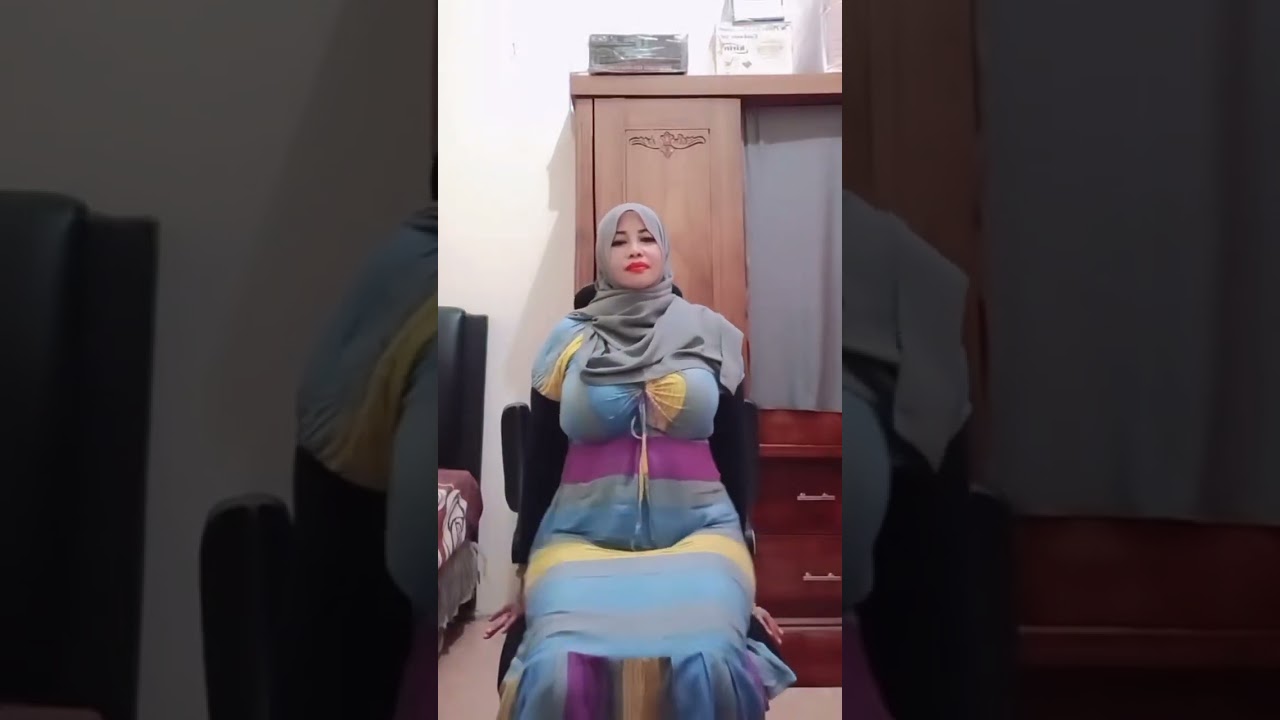 TANTE BERI HIBURAN  #comel #cantik #seksi #semok #gemoy #bohay #body #montok