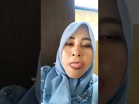 Tante goyang lidah