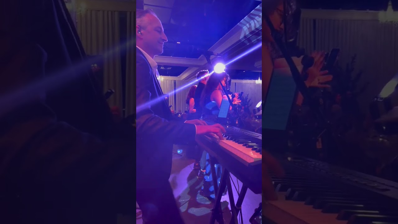 Tarantella Calabrese | Live Showband Cover | SoulStation Orchestra | Montreal #italianwedding