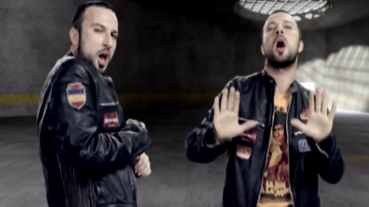 TARKAN - Vay Anam Vay (Official Music Video)