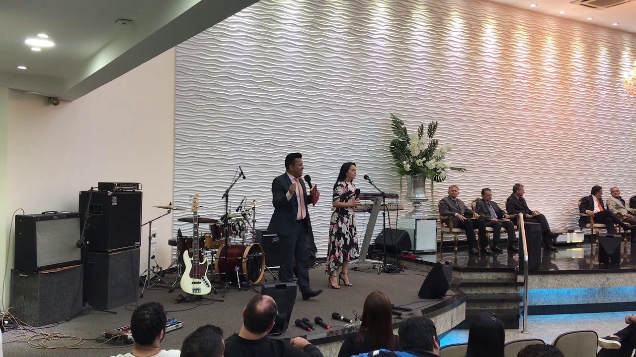 Taís e Otávio louvando ao Senhor Jesus Cristo! 19.01.20 = Canal AD Vila Boa.