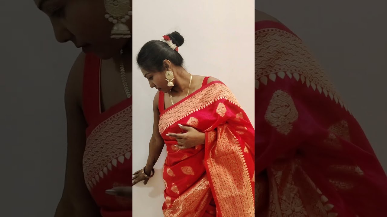 Tattoo Girl #tatoogirl Red Saree