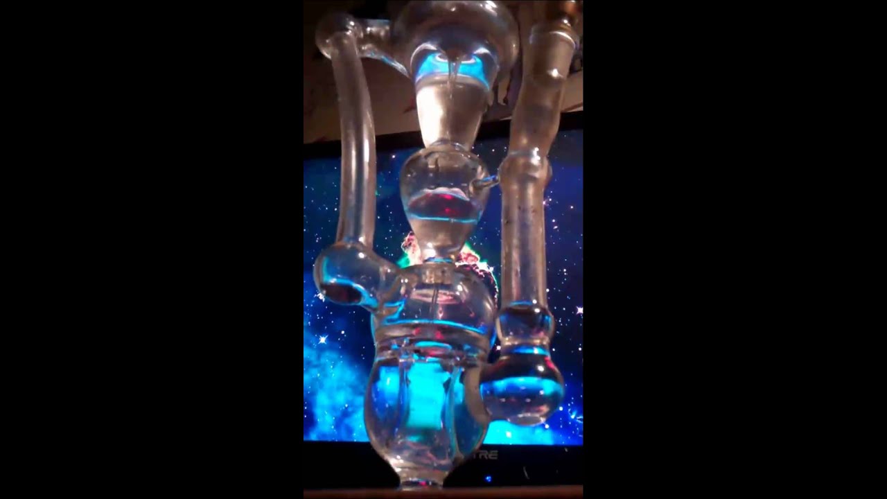 TCT Bong in action
