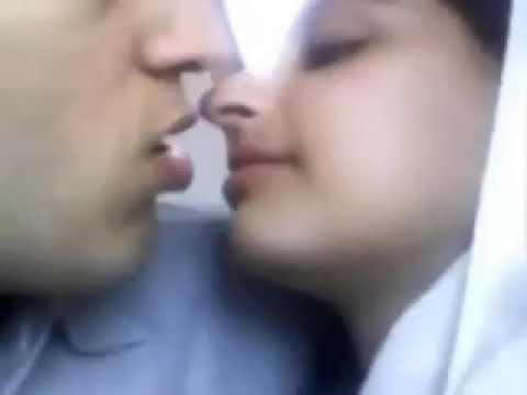 Teaching my Arab babe in hijab how to kiss