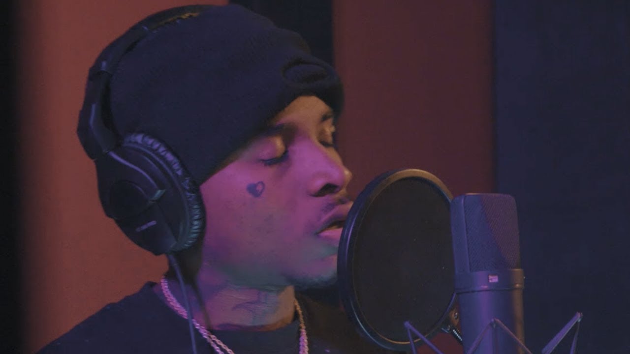 TeeJay3k - 22 Years [Studio Video]