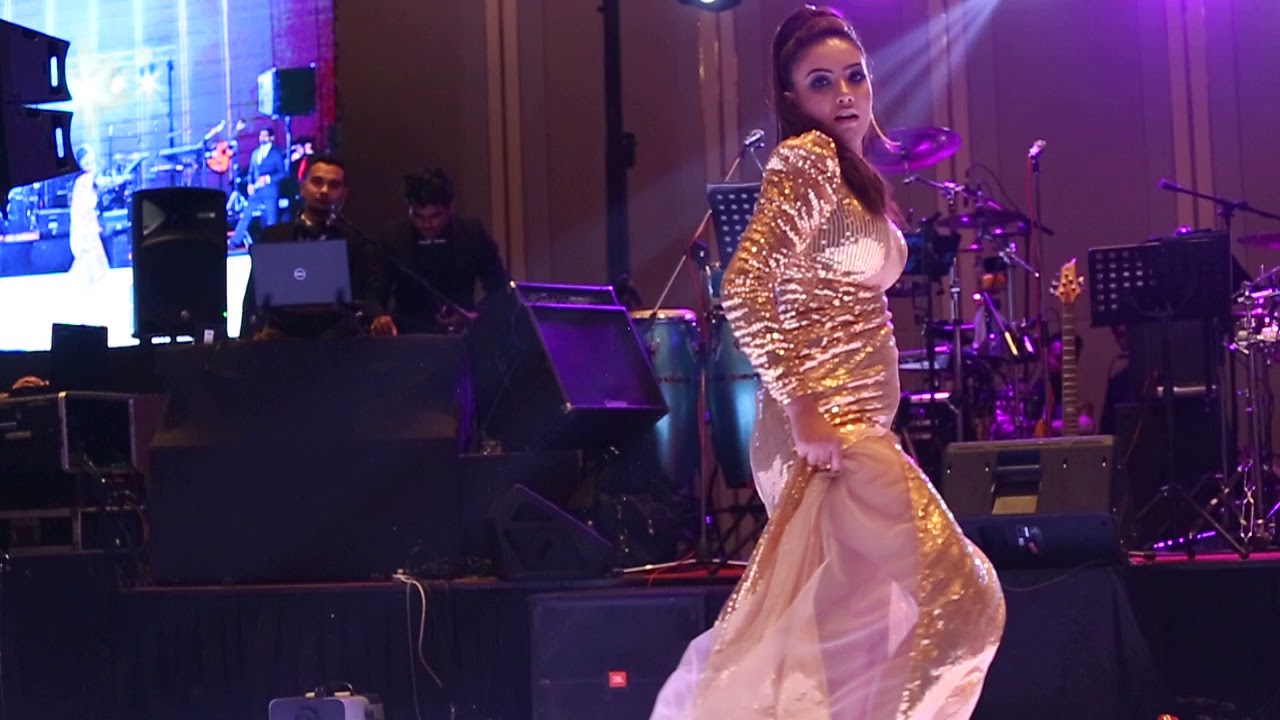 Teena hot dance