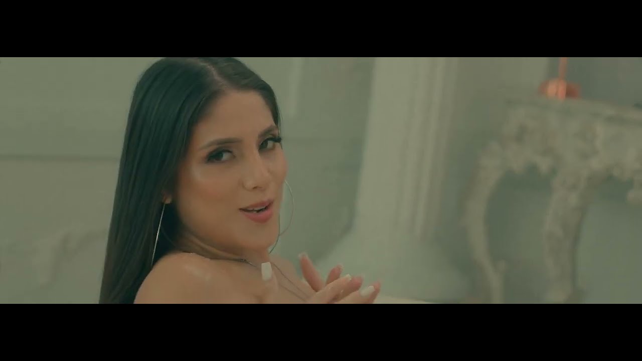 Tefy Sánchez - Mojadita Video Official
