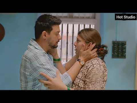 tejaswini pandit and swapnil joshi sexy kiss samantar