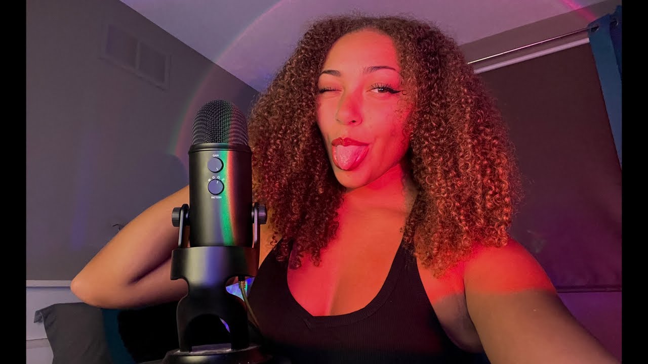 Telina ASMR is live! Clicky ASMR, Close Whispers & Hang Out With Me 💋