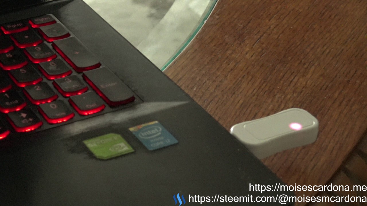 Testing the AnyTouch Blue - Mouse, Keyboard and Joystick for your PC using your Smartphone