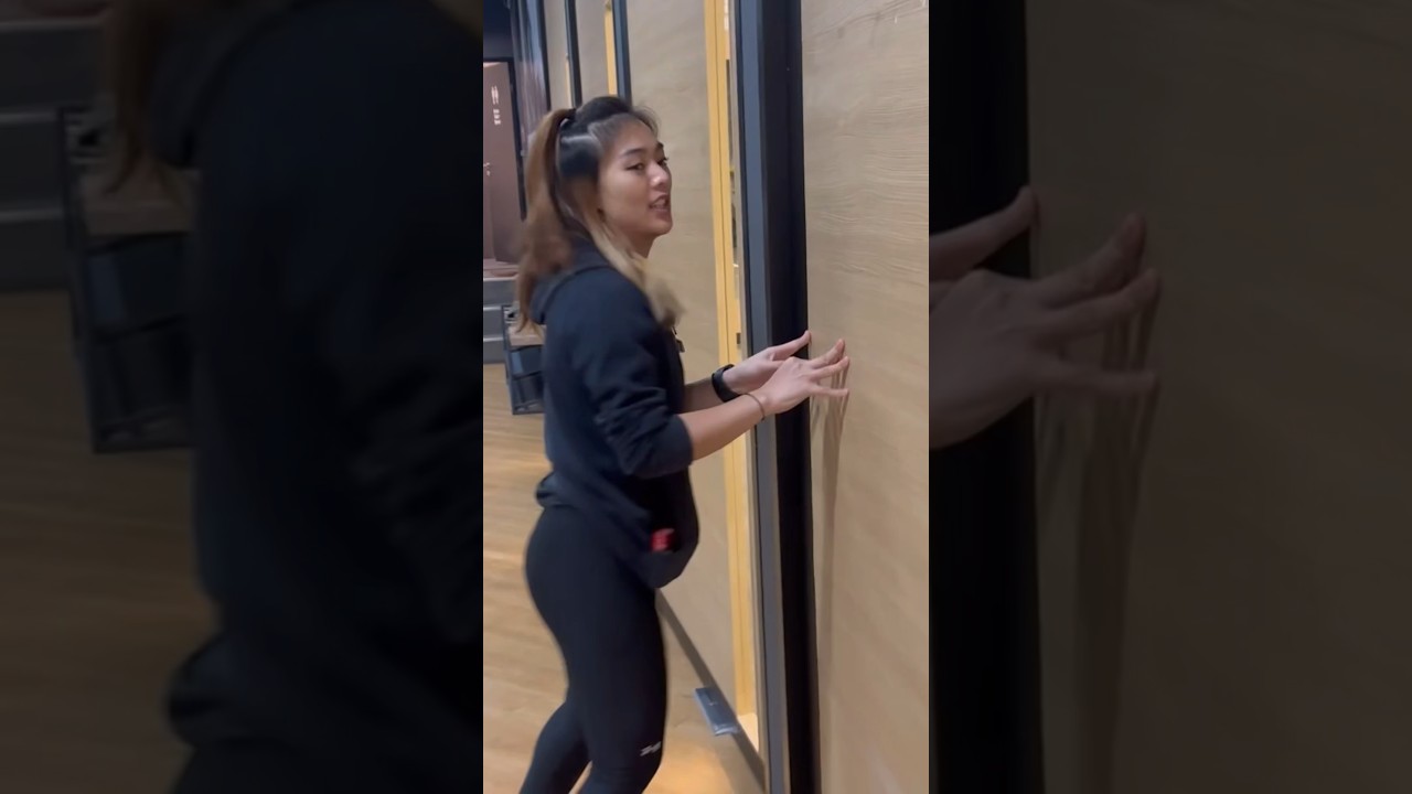 Thai Girl Shows off Gym 🇹🇭