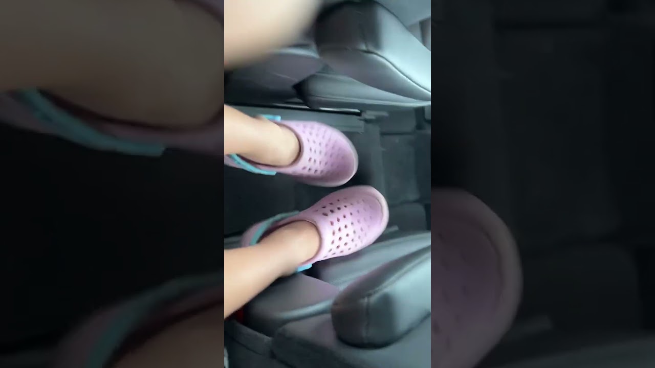 That was my god sister feet 🥰