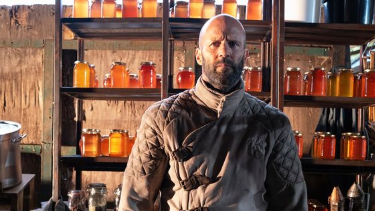 The Beekeeper confirms the premiere date at Sky Cinema.
