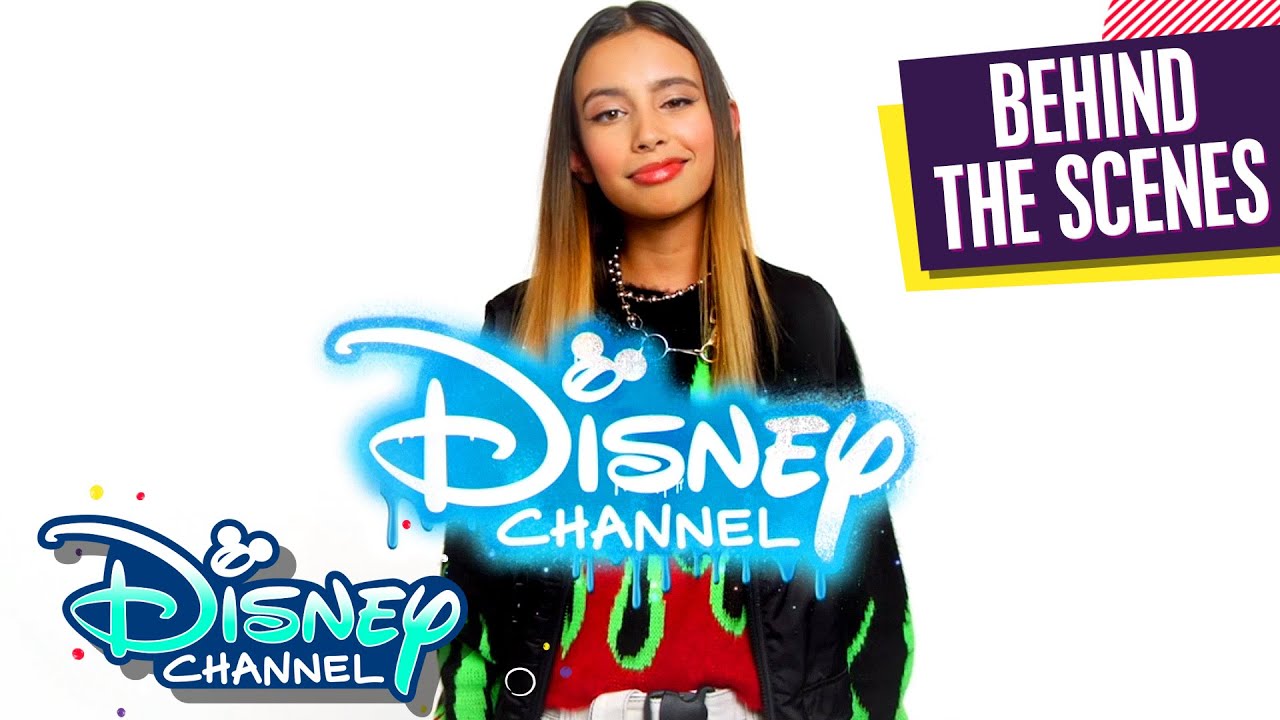 The Cast of Gabby Duran Makes a Wand ID⭐ | Gabby Duran & the Unsittables | Disney Channel