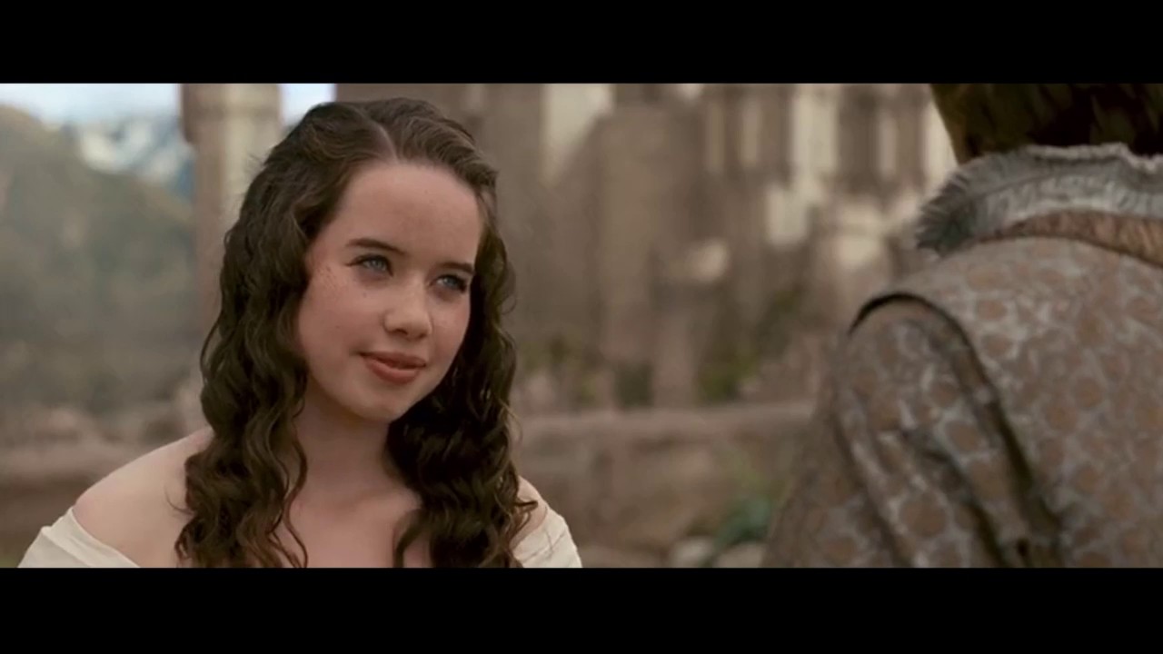 The Chronical of Narnia kiss scene