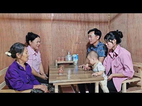 The doctor's mother's unexpected visit makes her worry that love will be forbidden