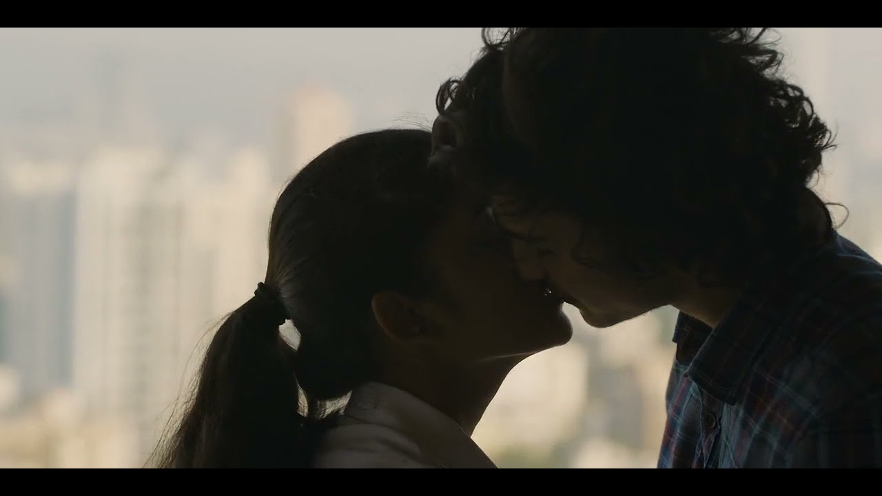 The family man season 2 EP 02 KISS Scenes dhriti kiss hot hot scene
