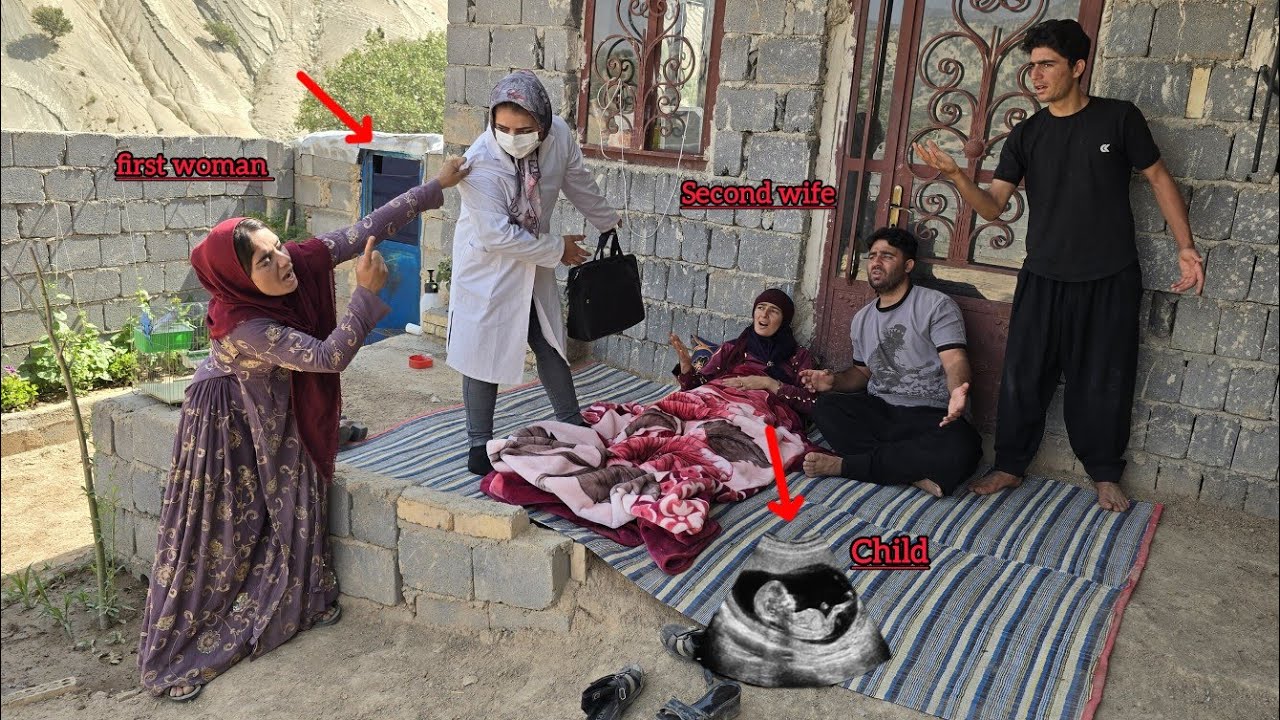 آسمان:The first consort wanted to prevent the second consort, who is pregnant, from being examined.