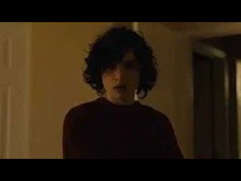 The Goldfinch FINN WOLFHARD Kiss scene