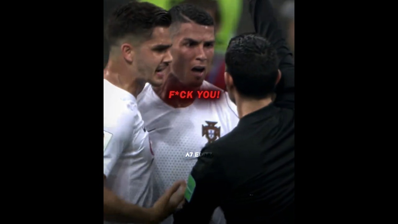 The moment when Ronaldo got angry at the referee 🤬🔥