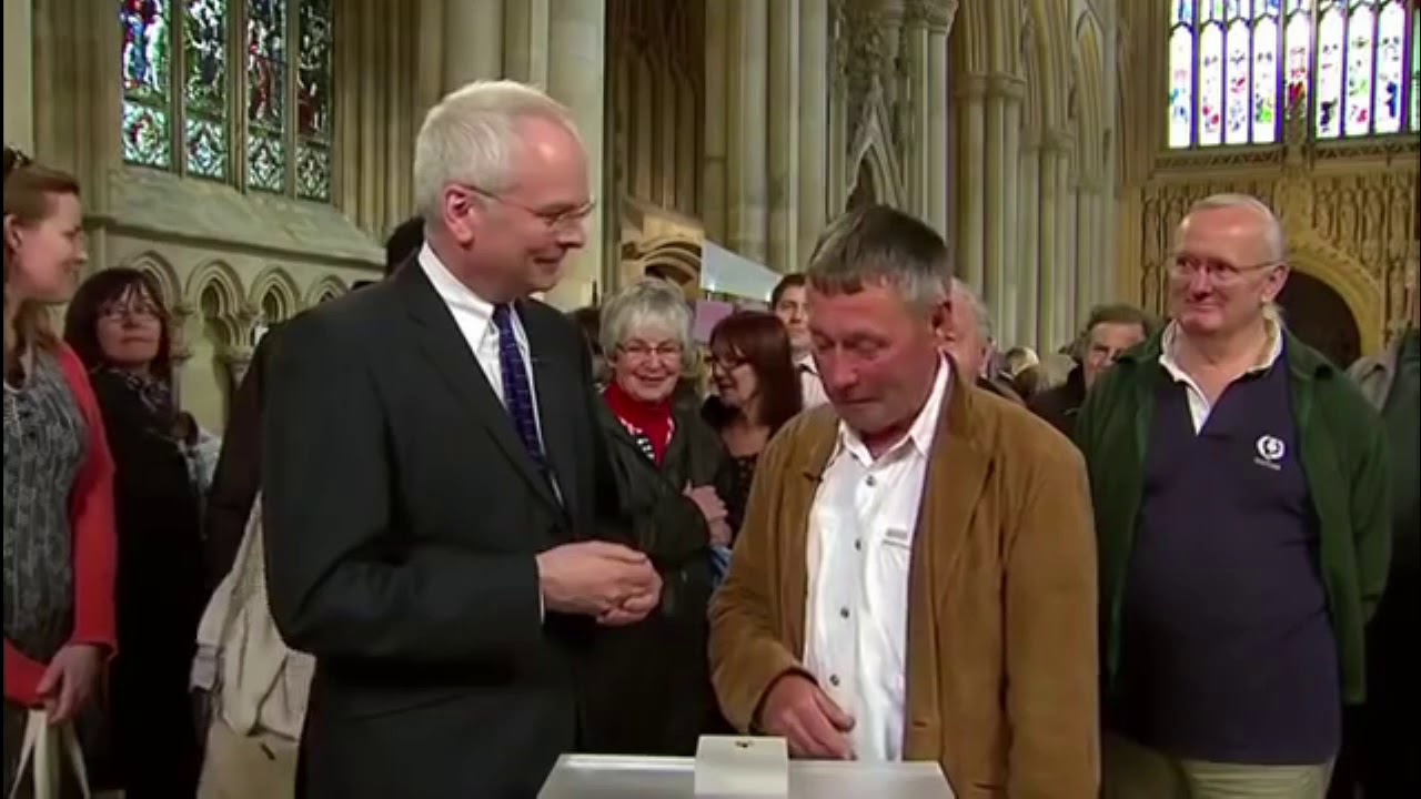 The most awkward Antiques Roadshow moment in history