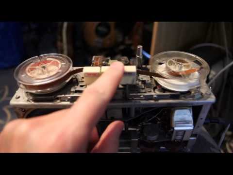 The Philips EL 3586 portable reel to reel recorder