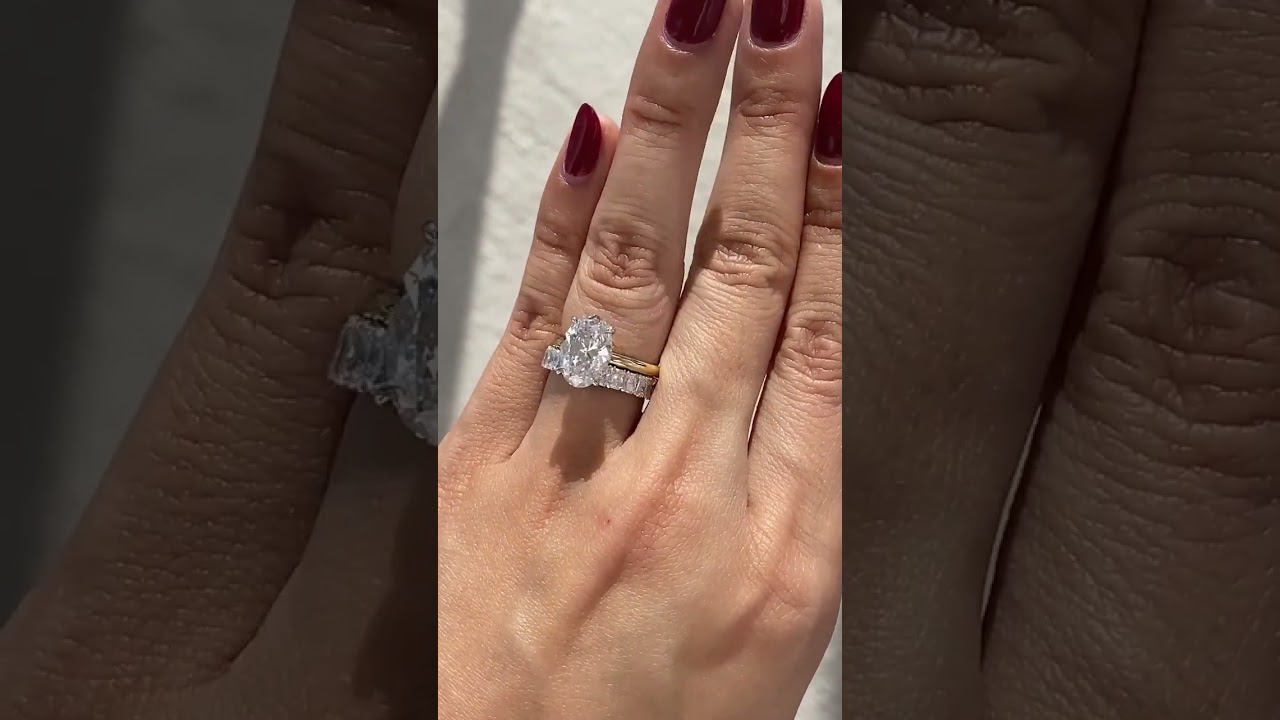 The right way to pair your Oval Engagement Solitaire Ring ✨💍 Full video linked!