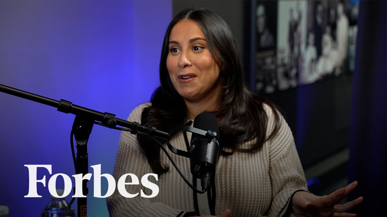 The Toast Host Claudia Oshry Turns Her Podcast Community Into Big Business
