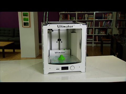 The Ultimaker 2 is a really good 3D printer that costs too much
