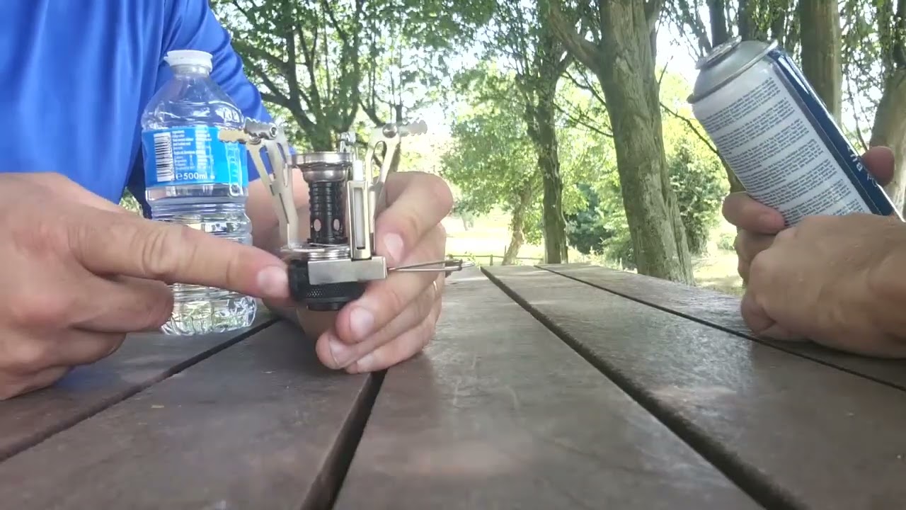 The Ussen Light weight camping stove. FAST AND LIGHT outdoor equipment