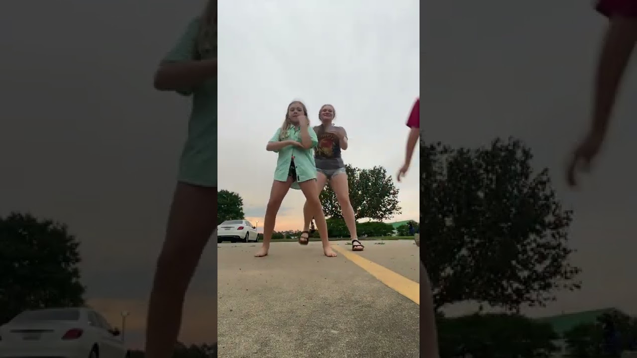 There is sm going on in this video 😂