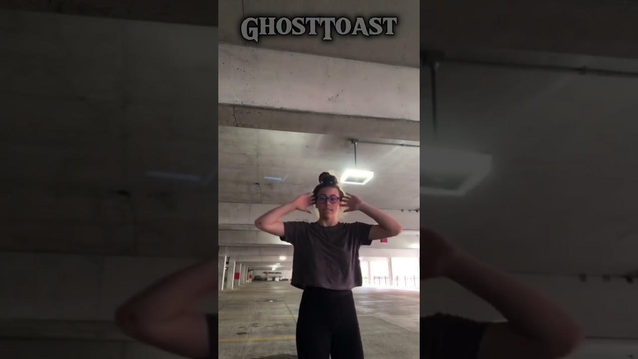 There was someone behind her… OP: @maryyylizzz9 #glitch #matrix #paranormal #glitchinthematrix 