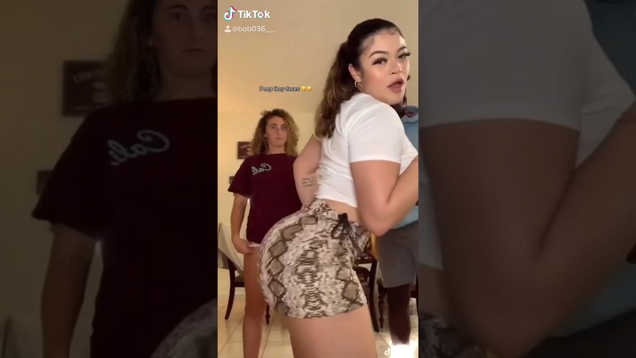 Thick Asian Girl Twerk