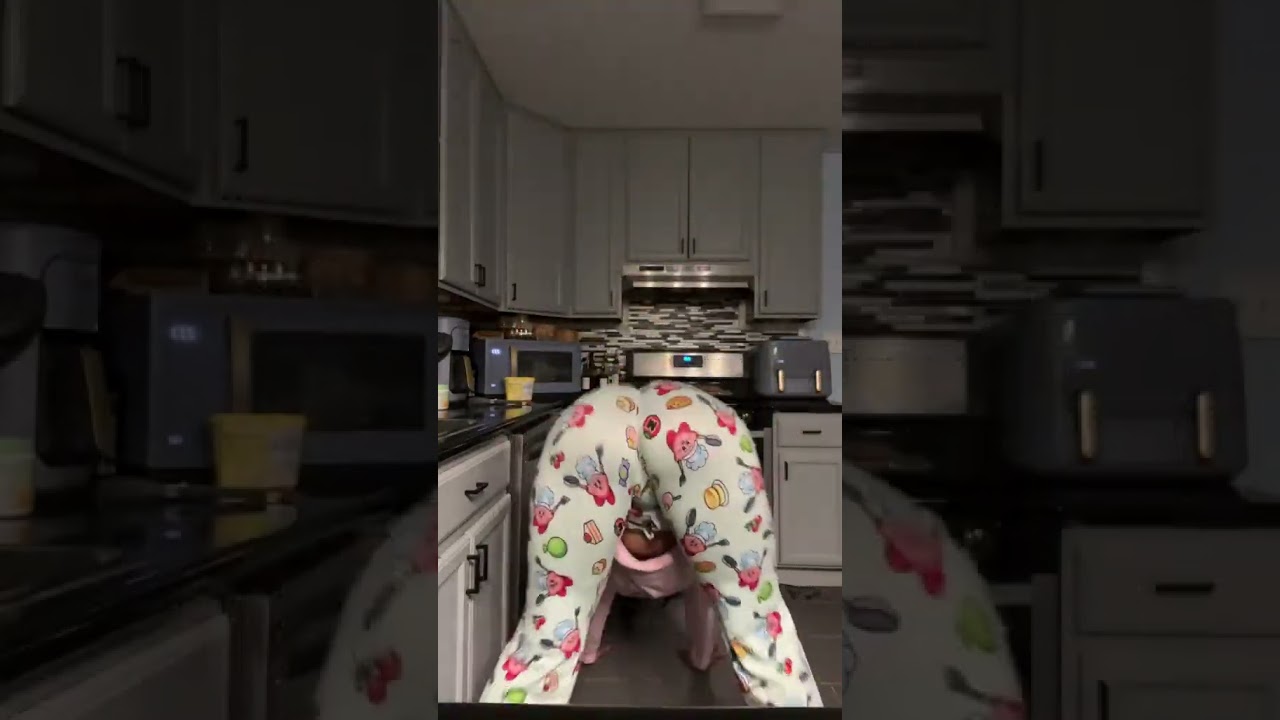 Thick booty @maryelee24