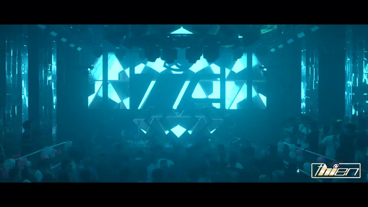 Thien Hi @ 18 Year Anniversary with Alex M.O.R.P.H (PlayHouse Club HCMC)