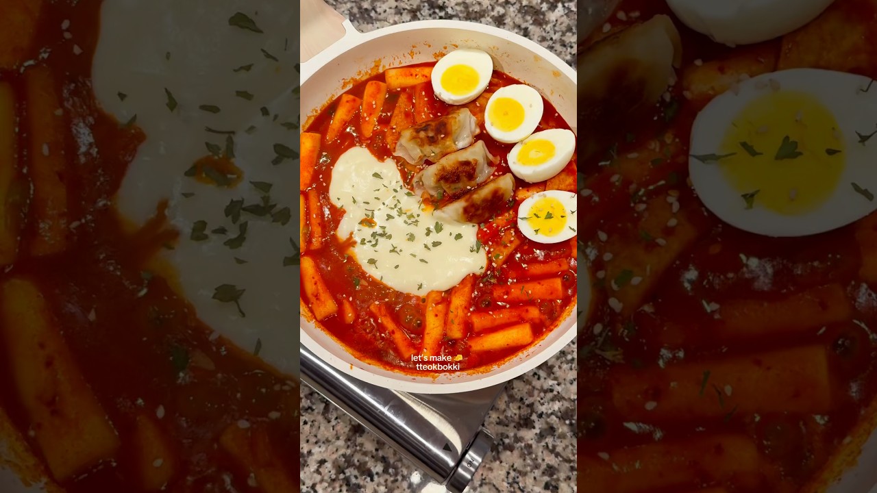 This Cheese Tteokbokki is Addictive!!!🧀🌶️🤌 #asmrfood #mukbang #koreanfood