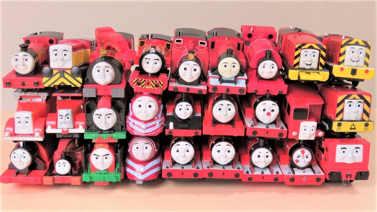 Thomas & Friends Put the batteries into the Trackmaster and Plarail toys RiChannel