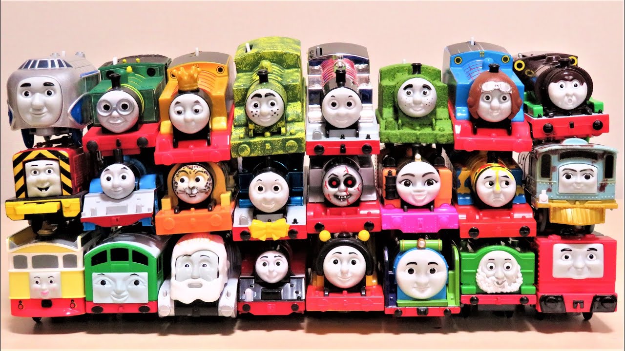 Thomas & Friends Put the batteries into the Trackmaster and Plarail toys RiChannel