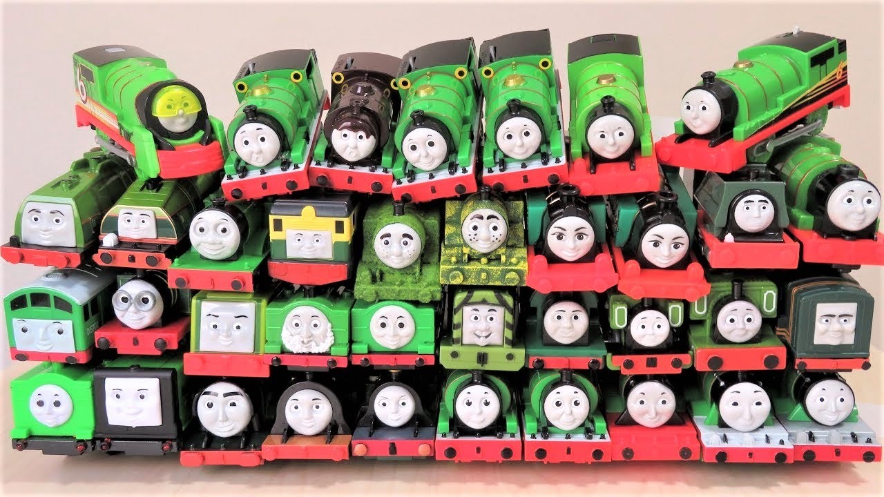 Thomas & Friends Put the batteries into the Trackmaster and Plarail toys RiChannel