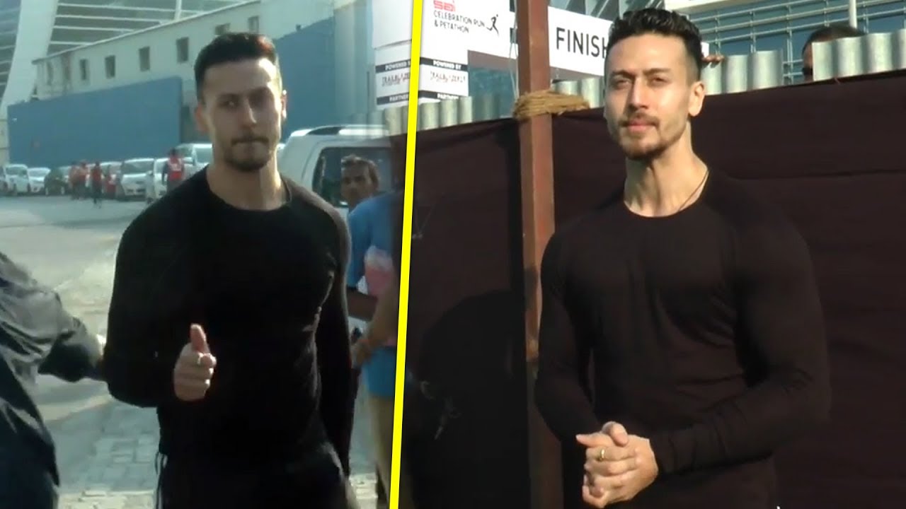 Tiger Shroff Flaunts His New Look For Baaghi 2 | Short Hair And Well Built Physique