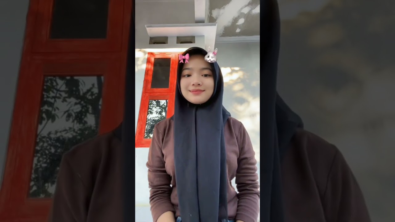 TIK TOK SMA HIJAB CANTIK IMUT MANIS PULEN🤤 ID @sintiaarr1