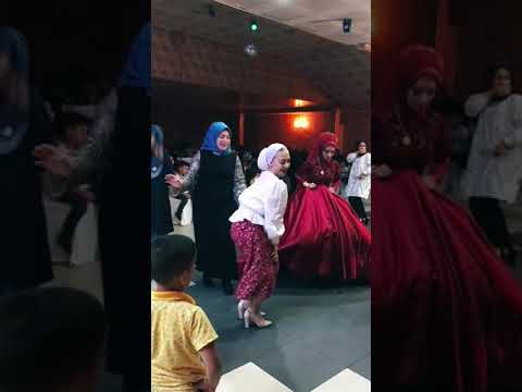 Tik tok Twerk yaparak gündem olan kız  Esra Rabia Ünal #short
