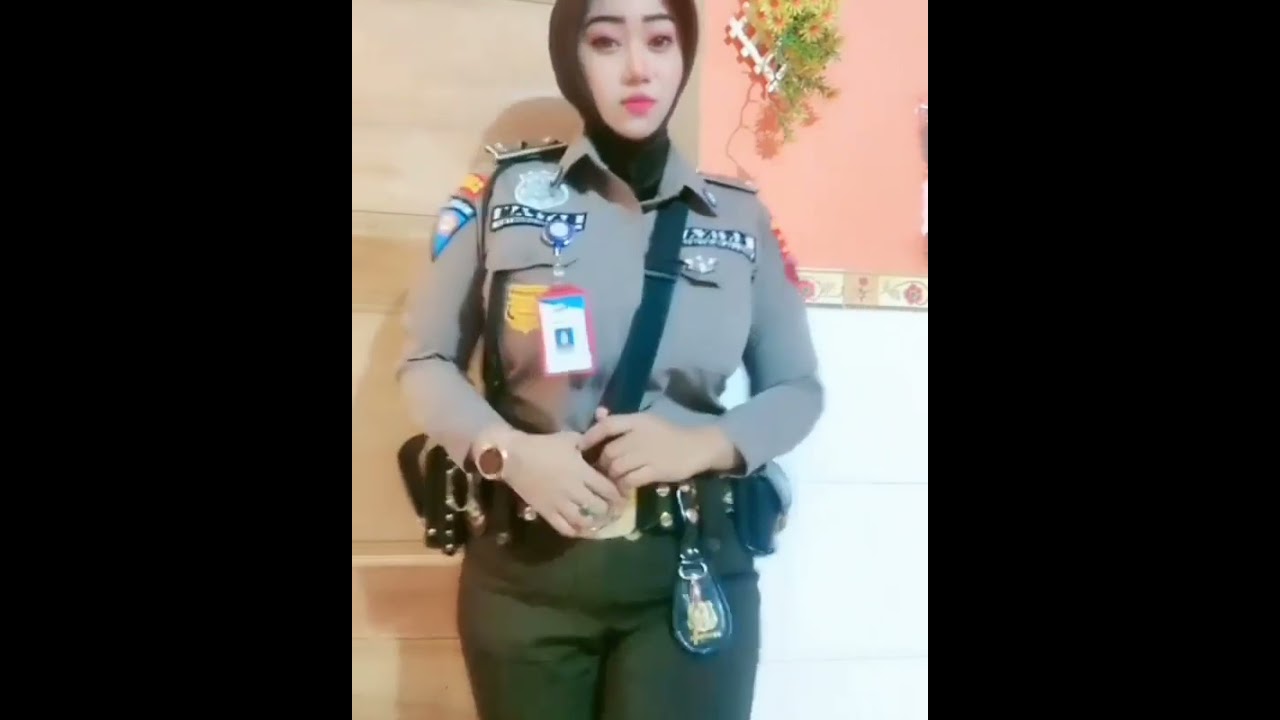 TIK TOK VIRAL!! POLWAN SUSU GEDE