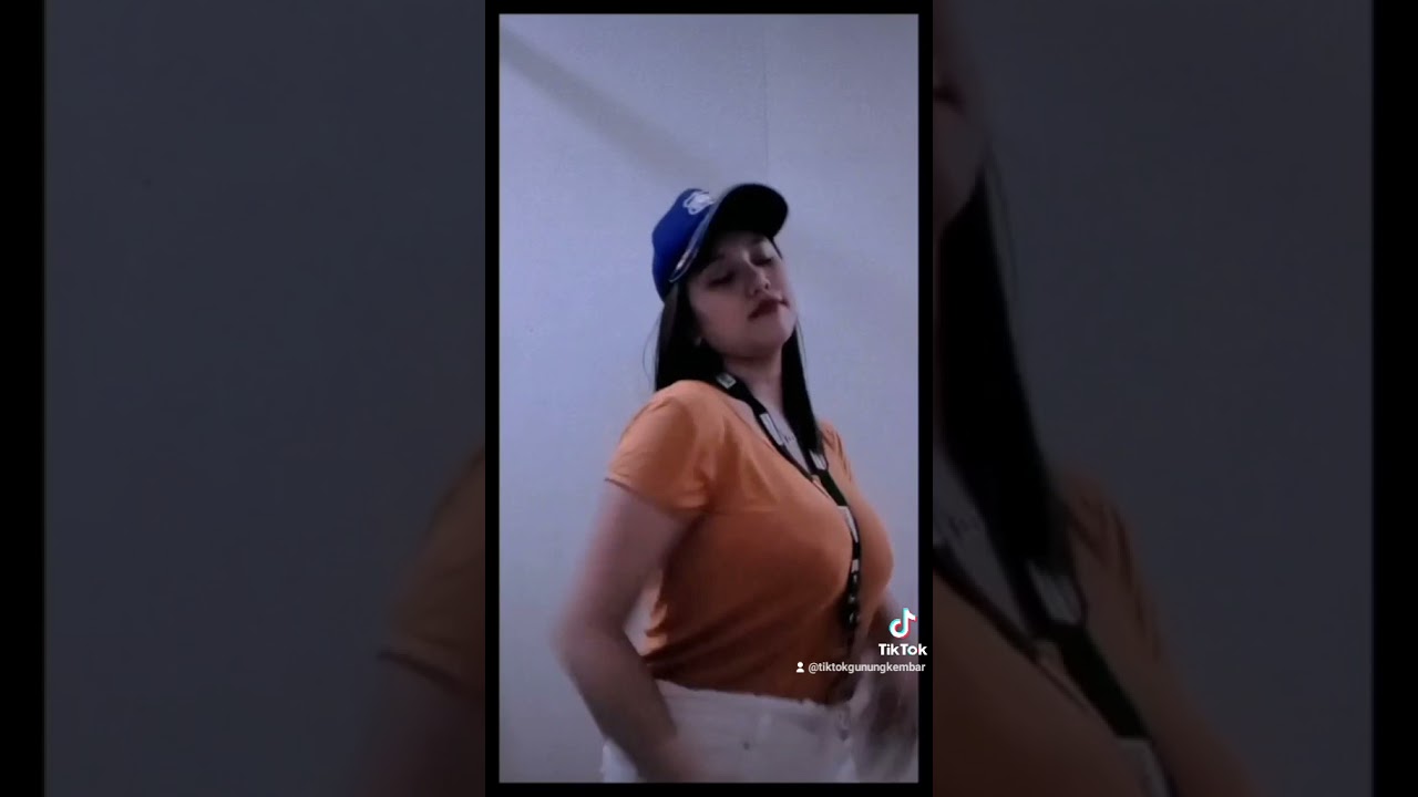 tiktok abg uting kelihatan no bra