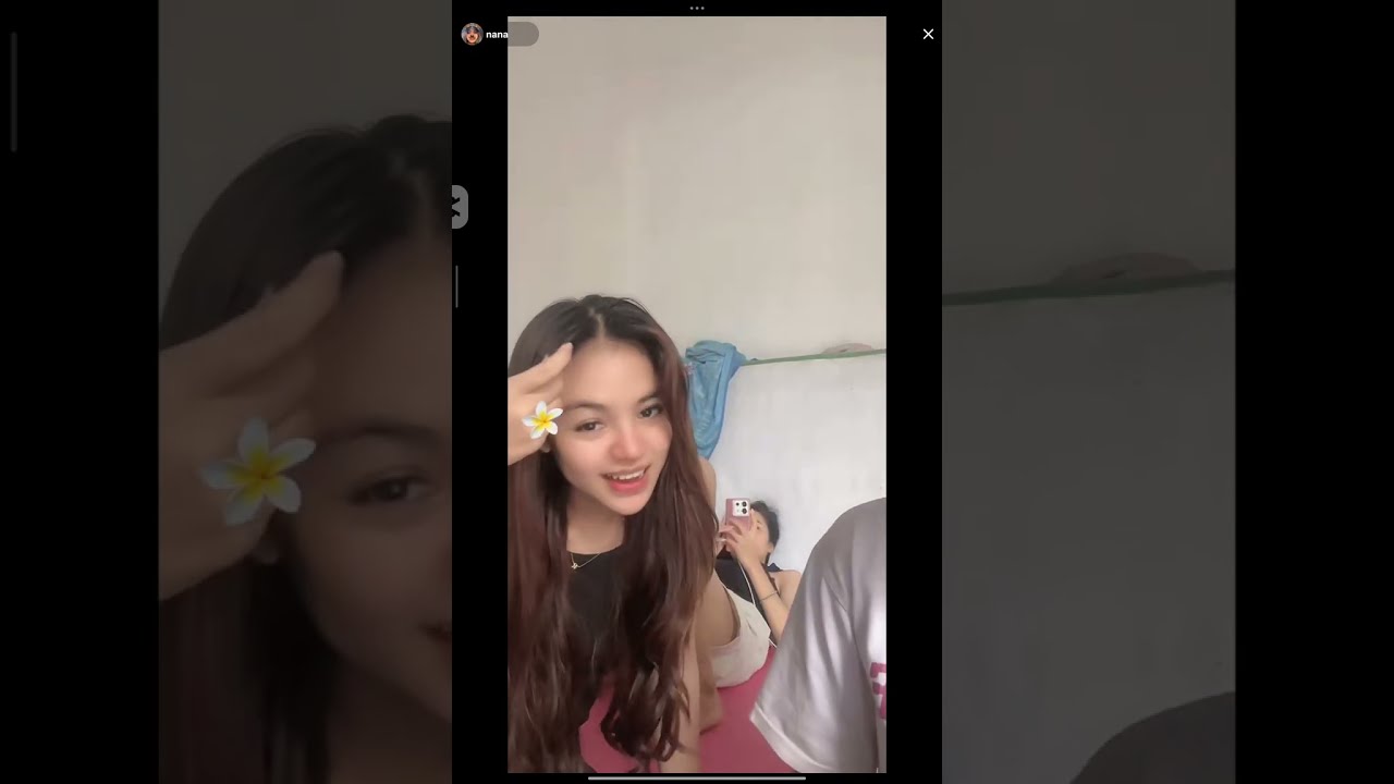 TikTok Bigo Hot Live paha mulus tembem belahan susu pink montok empuk pulen nafsuin bgt bikin tegang
