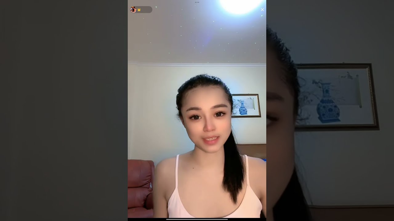 TikTok Bigo Live Hot sexy montok empuk nafsuin nikmat digesekin di belahan  sampe crot di bibir pink