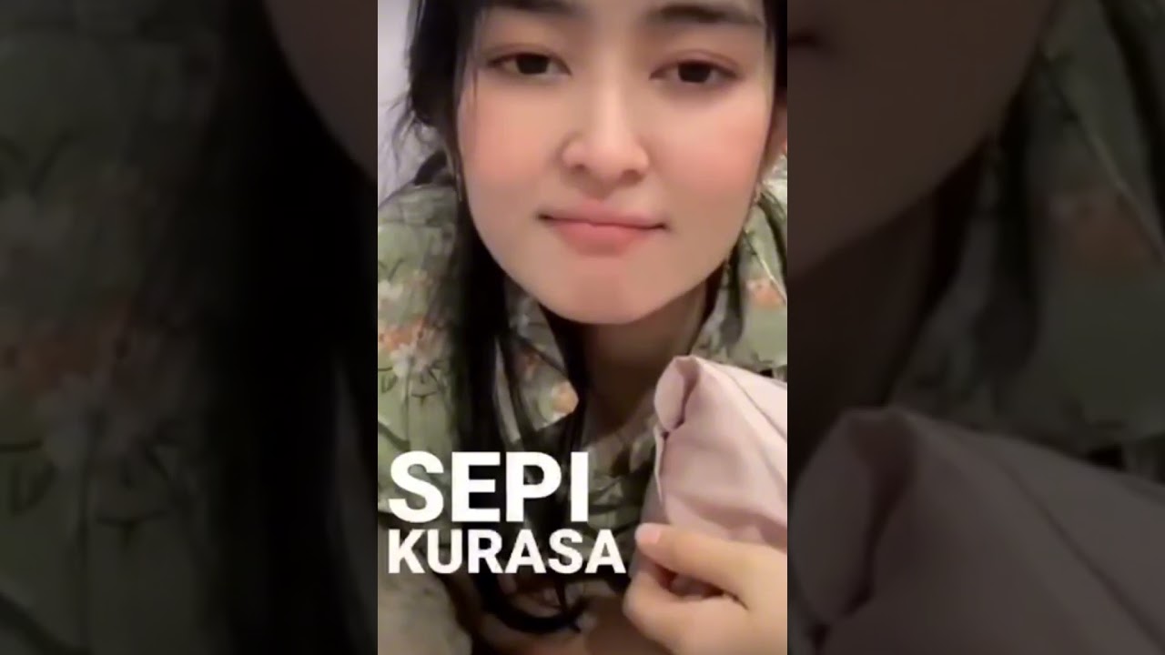 TikTok Bigo Live Hot sexy tembem paha mulus belahan susu pink montok empuk kenyal nafsuin bkinTegang