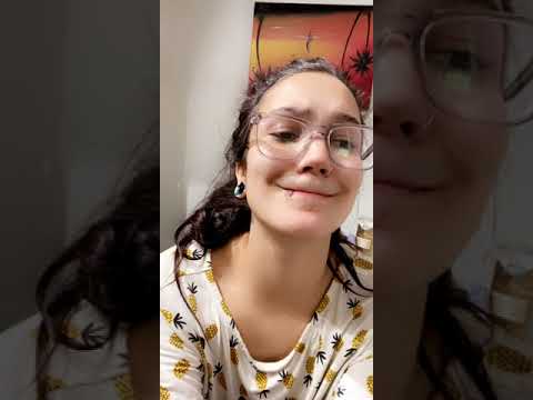 Tiktok girl pooping #shorts #poop #diarrhea #fart