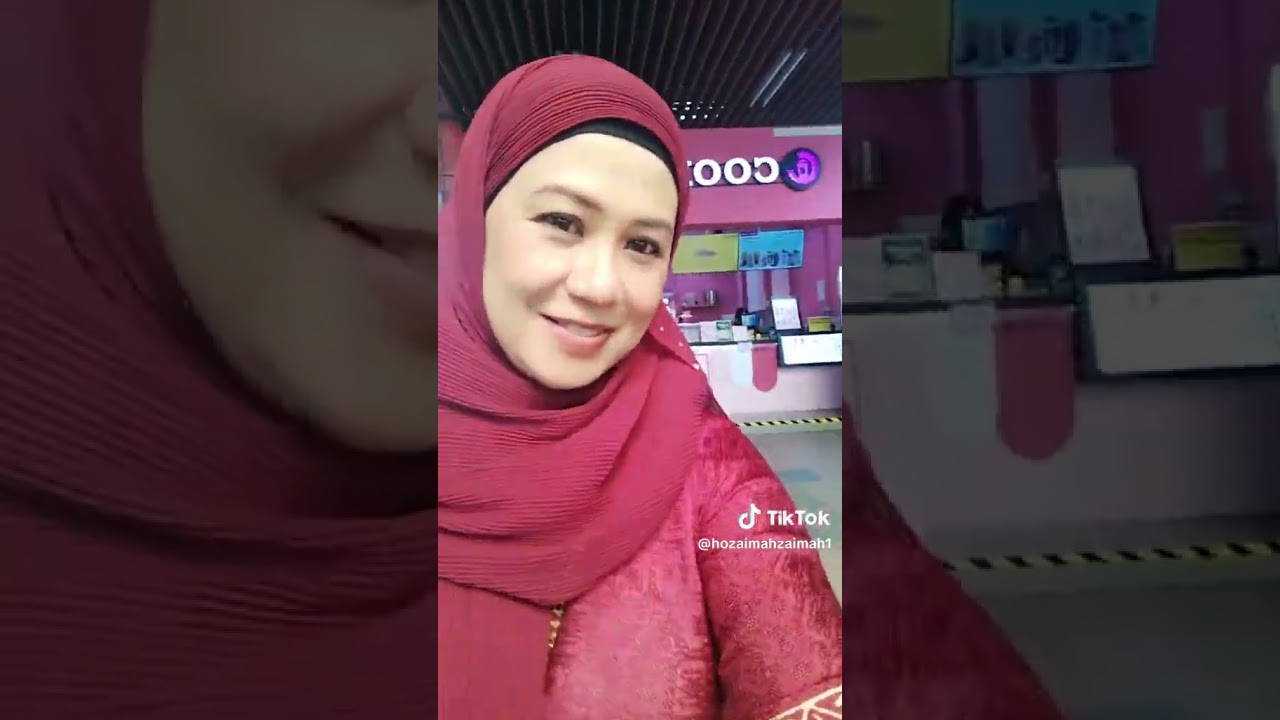 TikTok :hozaimahzaimah1 #wanita #stw #hijab #gemoy #fakebody #fypyoutube #tiktok #subscribe #shorts