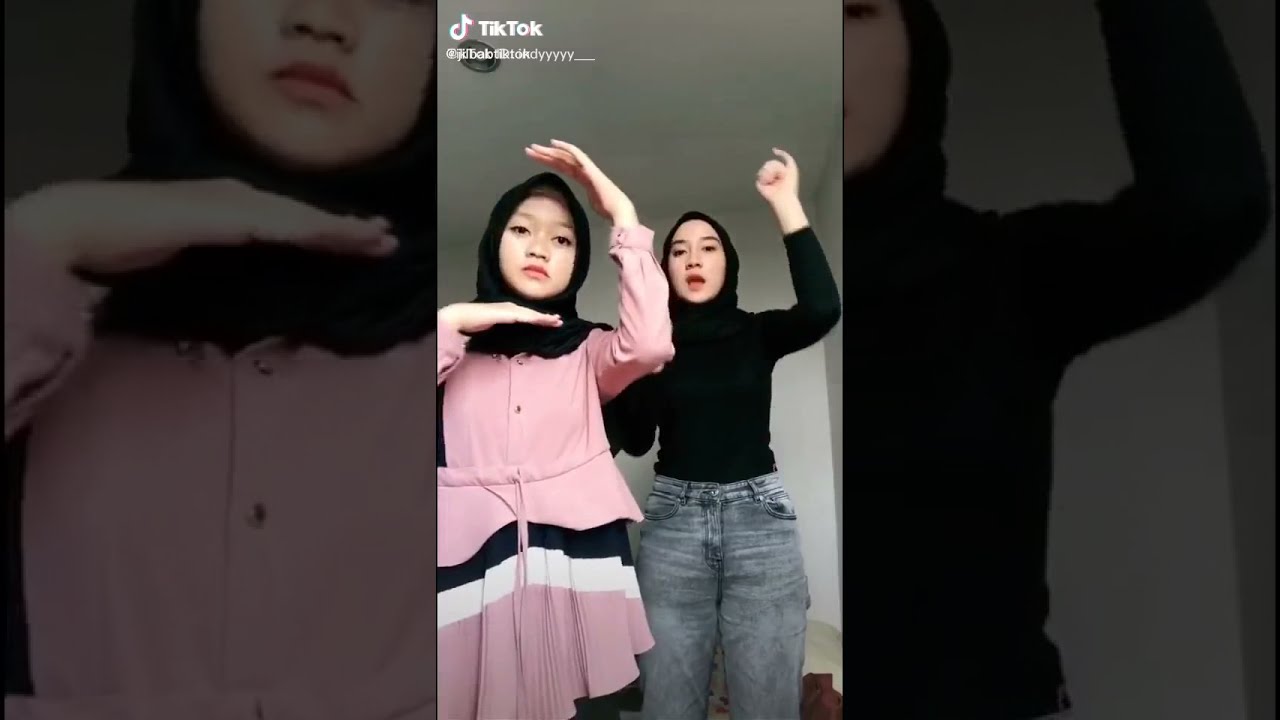 Tiktok Jilbab Cantik #Short Jangan lupa bantu dukung SUBCRIBE, LIKE dan KOMEN. Agar bisa berkembang